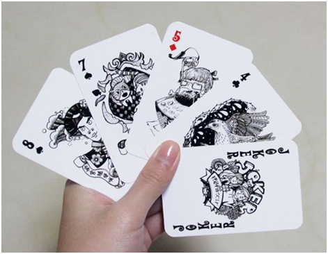 开发一（yī）个棋牌游（yóu）戏要多少（shǎo）钱_棋牌游（yóu）戏（xì）定制多少（shǎo）钱