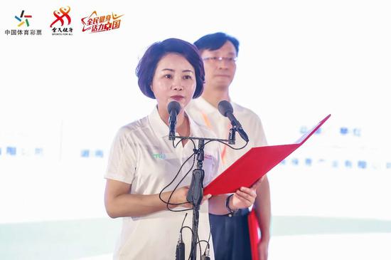 （长沙市政协副主席、市体育局局长李平致辞）